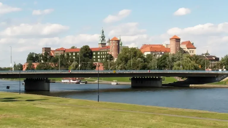 Przeprowadzka do Warszawy - od czego zacząć